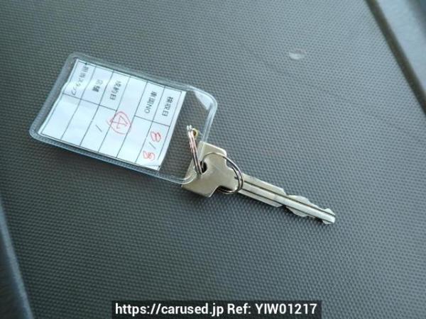 Used 2004 MT toyota hiace-van KDH205V Image[28]