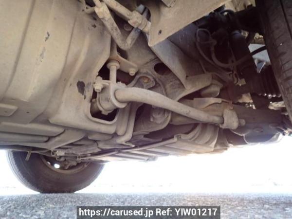 Used 2004 MT toyota hiace-van KDH205V Image[36]