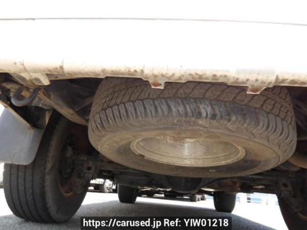 Used 2003 AT toyota hilux-surf RZN210W Image[40]