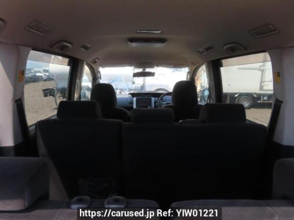 Used 2010 AT toyota noah ZRR70G Image[9]