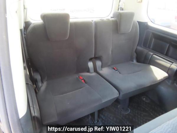 Used 2010 AT toyota noah ZRR70G Image[22]