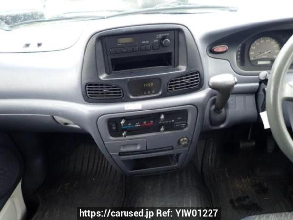 Used 2005 AT toyota townace-van KR52V Image[17]
