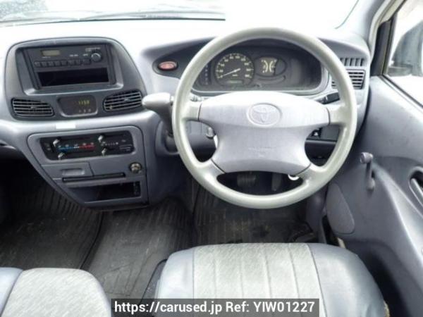 Used 2005 AT toyota townace-van KR52V Image[18]