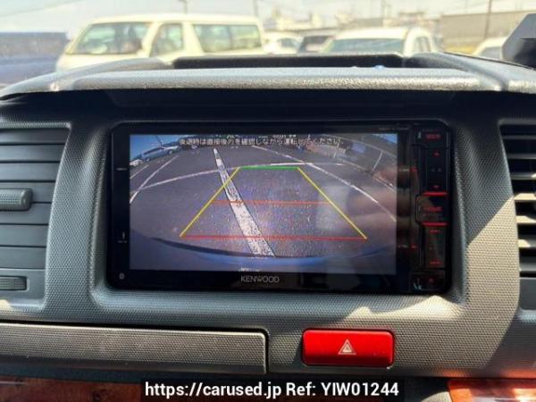 Used 2006 AT toyota regiusace-van KDH205V Image[26]
