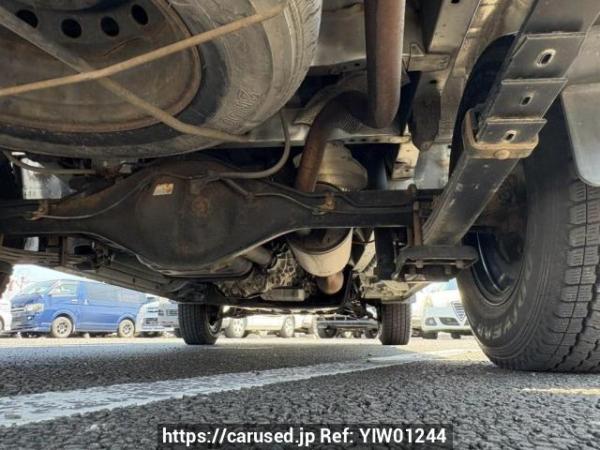 Used 2006 AT toyota regiusace-van KDH205V Image[44]