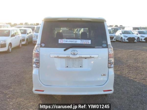 Used 2009 AT toyota voxy ZRR70W Image[5]