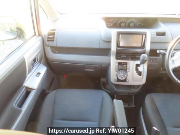 Used 2009 AT toyota voxy ZRR70W Image[24]