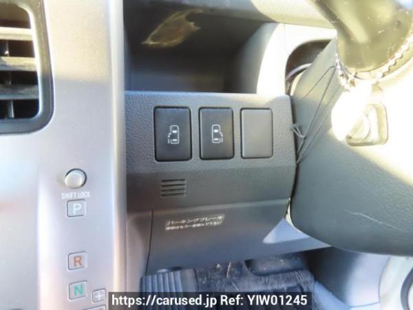 Used 2009 AT toyota voxy ZRR70W Image[32]