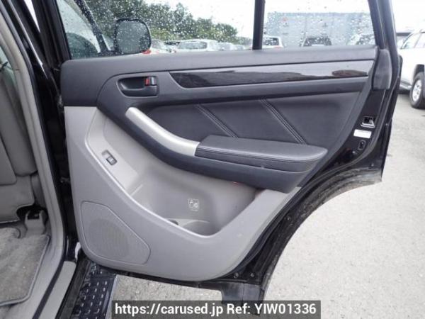 Used 2009 AT toyota hilux-surf TRN215W Image[18]