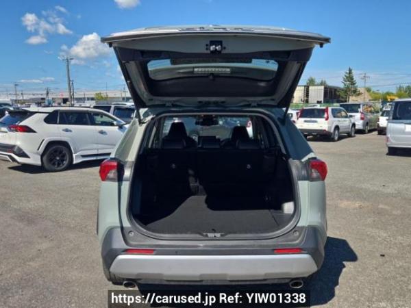 Used 2020 AT toyota rav4 MXAA54 Image[11]