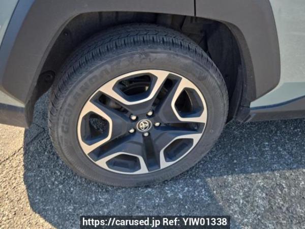 Used 2020 AT toyota rav4 MXAA54 Image[35]