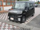 Toyota Pixis Mega LA700A