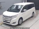 Toyota Noah ZWR80G