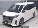 Toyota Noah ZRR80W