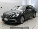 Toyota Crown Hybrid AWS210