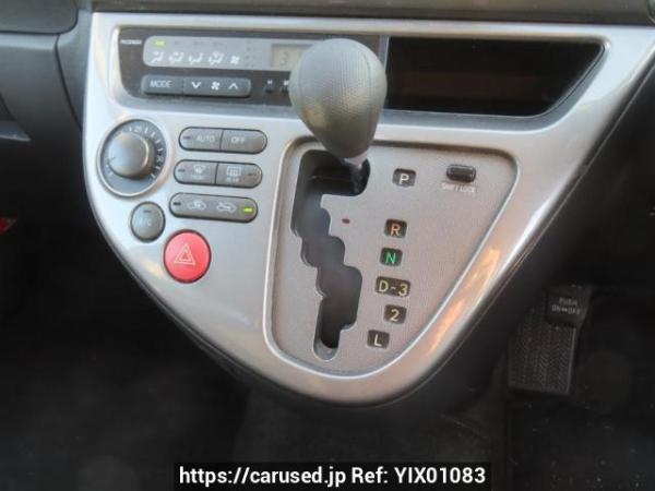 Used 2005 AT toyota wish ZNE10G Image[26]