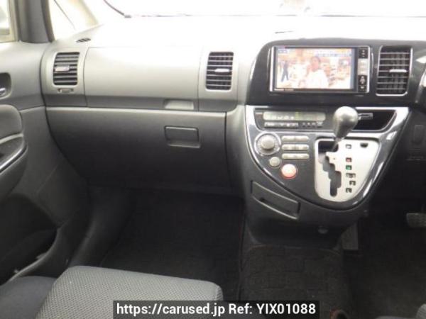Used 2003 AT toyota wish ZNE10G Image[18]