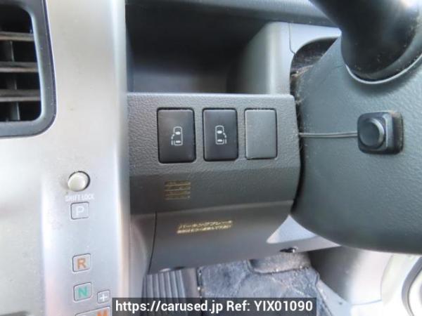 Used 2009 AT toyota voxy ZRR70W Image[32]