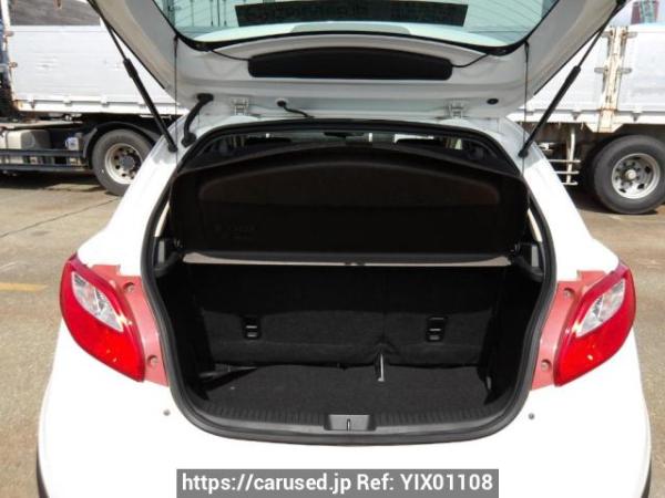 Used 2012 AT mazda demio DE3FS Image[8]