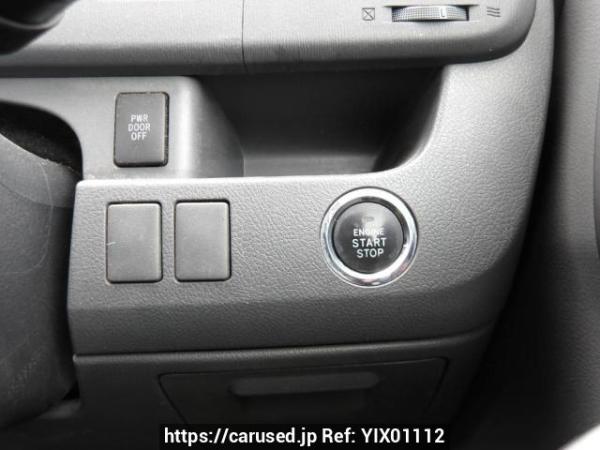 Used 2009 AT toyota voxy ZRR70W Image[27]