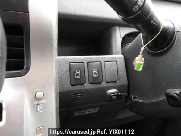 Used 2009 AT toyota voxy ZRR70W Image[28]
