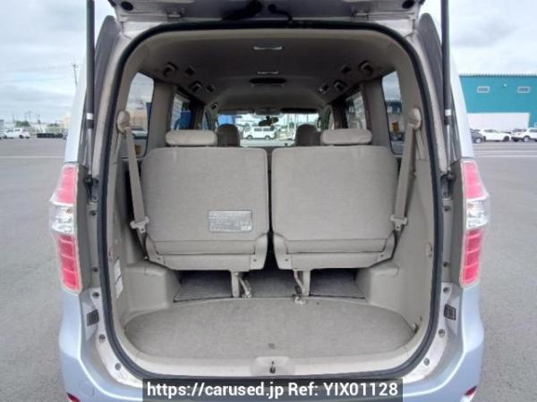 Used 2009 AT toyota noah ZRR70G Image[10]