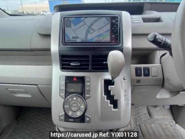 Used 2009 AT toyota noah ZRR70G Image[23]