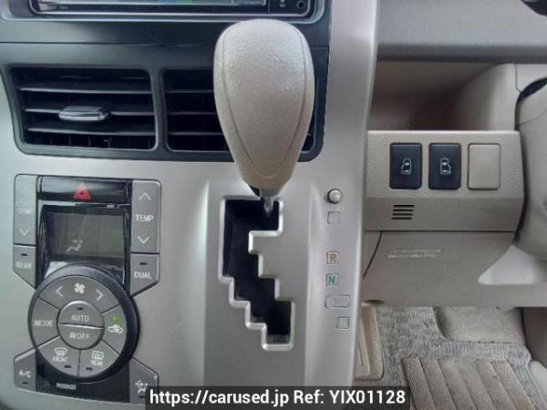 Used 2009 AT toyota noah ZRR70G Image[26]