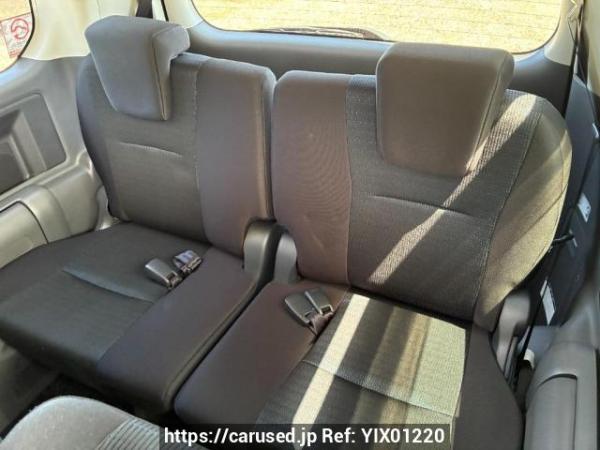Used 2009 AT toyota voxy ZRR70W Image[14]