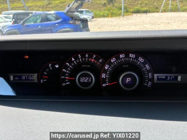 Used 2009 AT toyota voxy ZRR70W Image[17]