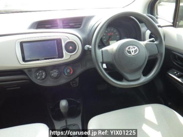 Used 2011 AT toyota vitz KSP130 Image[16]