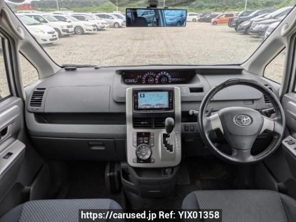 Used 2008 AT toyota noah ZRR70W Image[15]