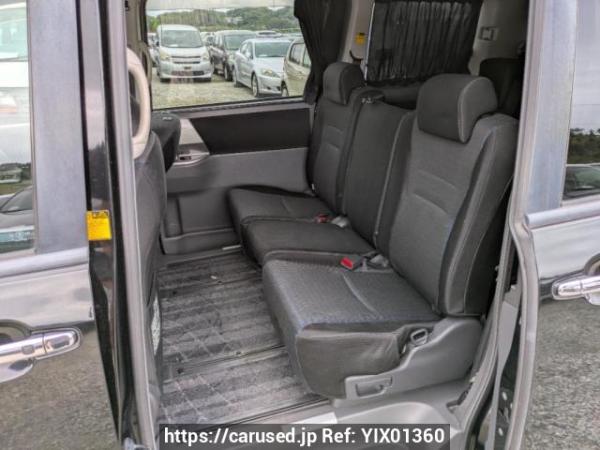 Used 2008 AT toyota voxy ZRR70W Image[12]