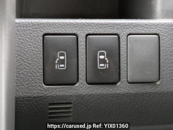 Used 2008 AT toyota voxy ZRR70W Image[19]