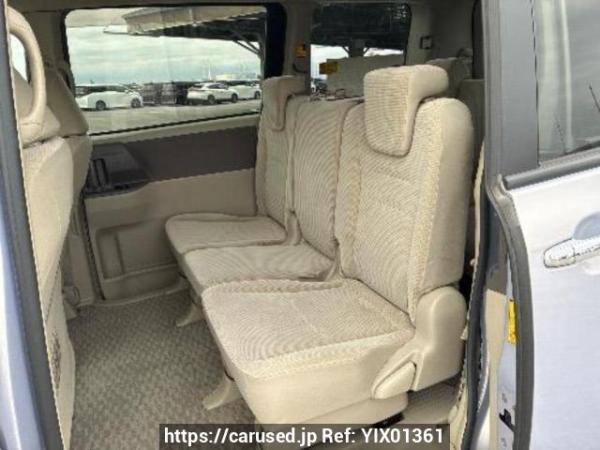 Used 2009 AT toyota noah ZRR70G Image[13]