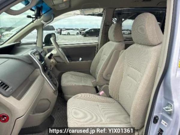 Used 2009 AT toyota noah ZRR70G Image[14]