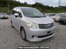 Used 2010 AT toyota noah ZRR70G Image[0]
