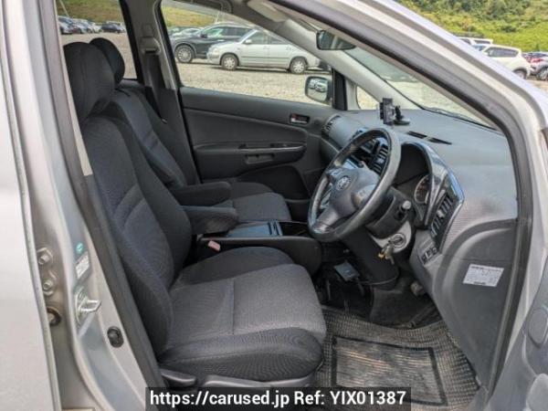 Used 2004 AT toyota wish ZNE10G Image[9]