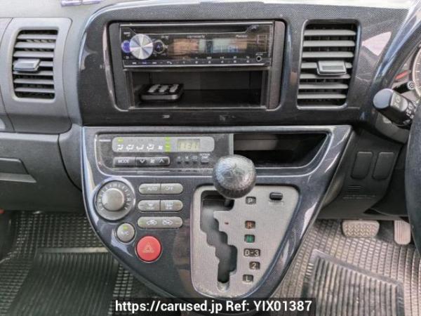 Used 2004 AT toyota wish ZNE10G Image[14]