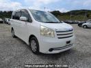 Toyota Noah ZRR70G