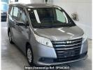 Toyota Noah ZRR80G