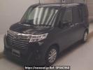 Toyota Roomy M900A