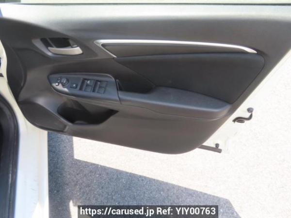Used 2014 AT honda fit GK3 Image[30]