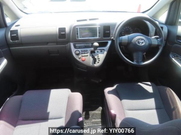 Used 2004 AT toyota wish ZNE10G Image[19]