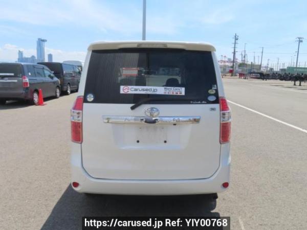Used 2008 AT toyota noah ZRR70G Image[5]