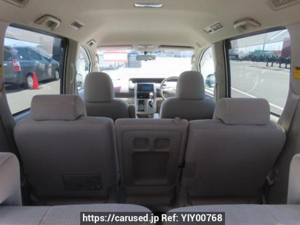 Used 2008 AT toyota noah ZRR70G Image[9]
