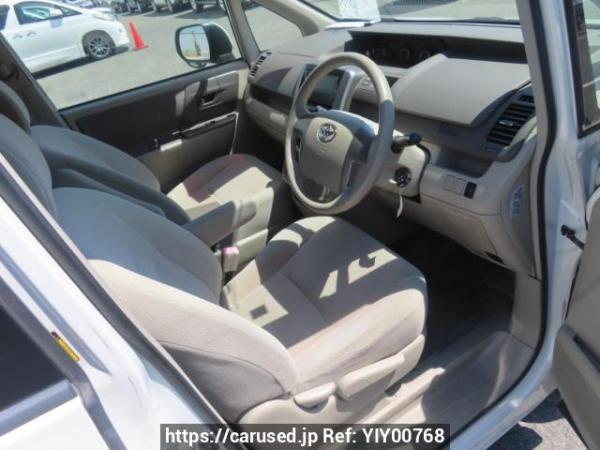 Used 2008 AT toyota noah ZRR70G Image[13]