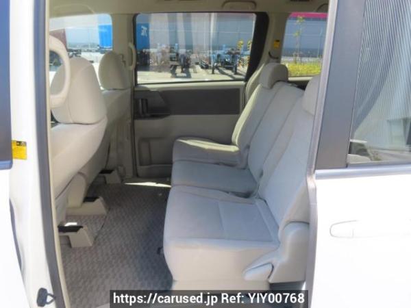 Used 2008 AT toyota noah ZRR70G Image[19]