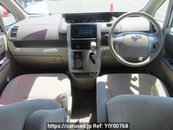 Used 2008 AT toyota noah ZRR70G Image[23]