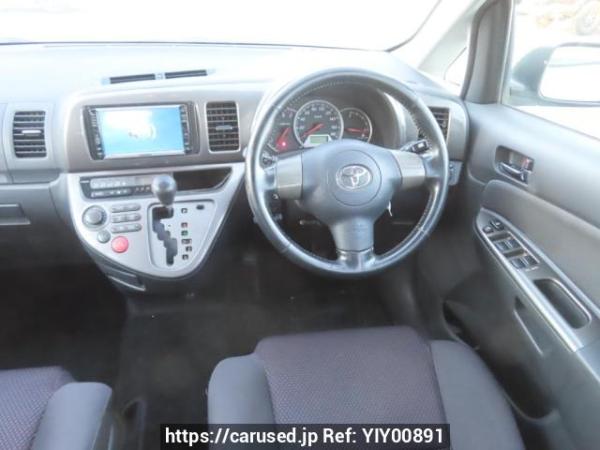 Used 2005 AT toyota wish ZNE10G Image[23]